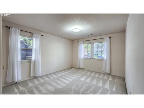 4466 Galewood Street Lake Oswego OR 97035