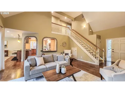 4466 Galewood Street Lake Oswego OR 97035