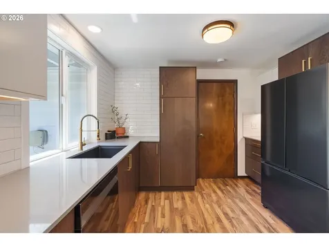 9815 SW Omara Street Tigard OR 97223