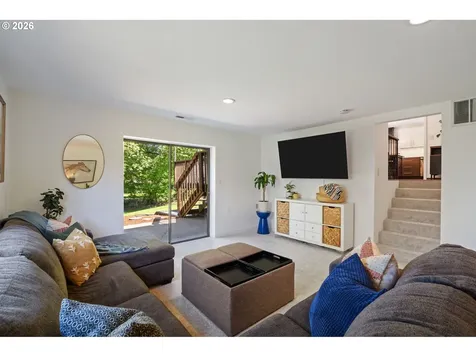9815 SW Omara Street Tigard OR 97223
