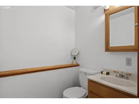 847 NW 5th Street Grants Pass OR 97526