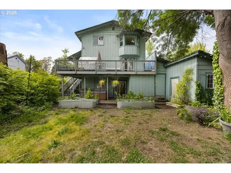 847 NW 5th Street Grants Pass OR 97526