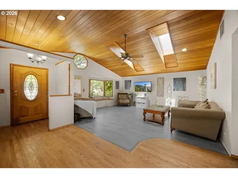 847 NW 5th Street Grants Pass OR 97526