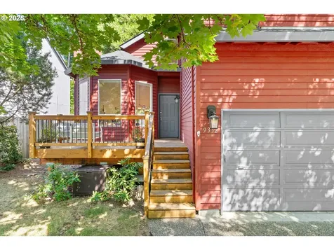 9332 SW 42nd Avenue Portland OR 97219