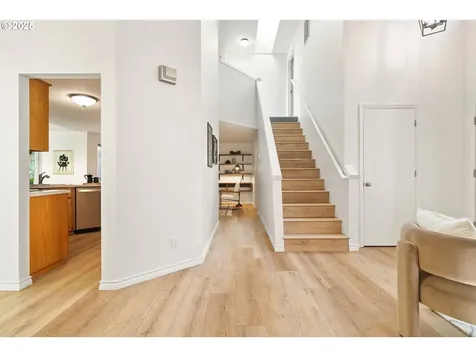9332 SW 42nd Avenue Portland OR 97219