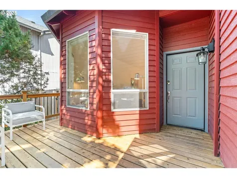 9332 SW 42nd Avenue Portland OR 97219