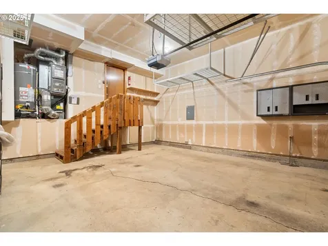 9332 SW 42nd Avenue Portland OR 97219