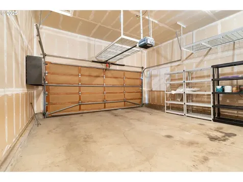 9332 SW 42nd Avenue Portland OR 97219