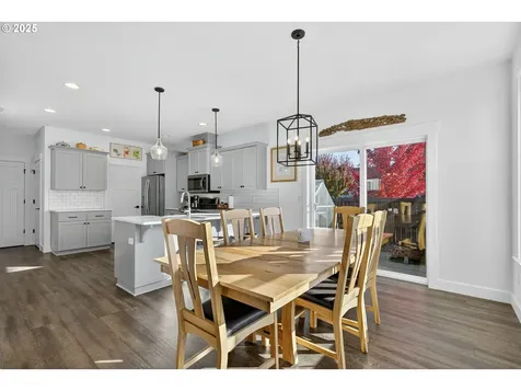 3756 NE Joel Street Mcminnville OR 97128