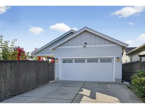 3756 NE Joel Street Mcminnville OR 97128