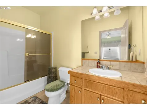 407 King Street Yachats OR 97498