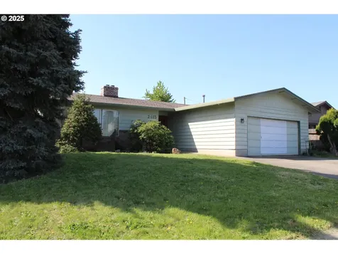 2115 Eugene Street Hood River OR 97031