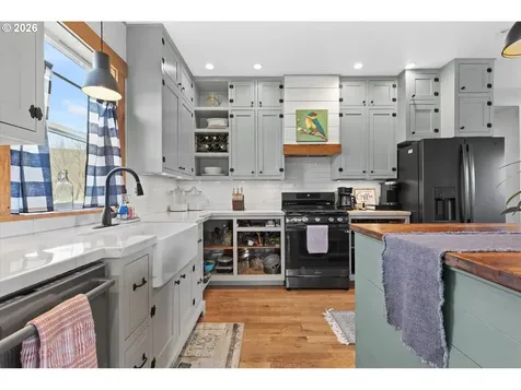 205 Riverside Avenue Wallowa OR 97885