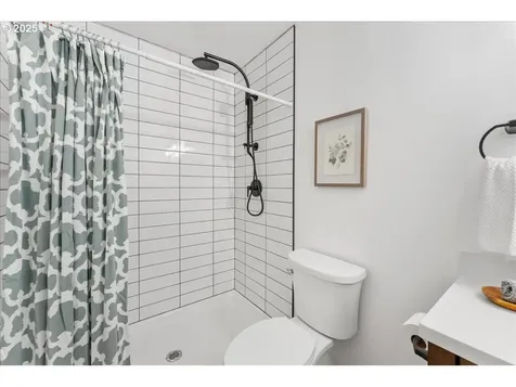 5308 SE Raymond Street Portland OR 97206