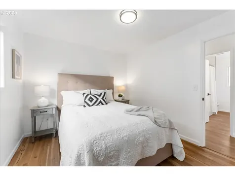 5308 SE Raymond Street Portland OR 97206