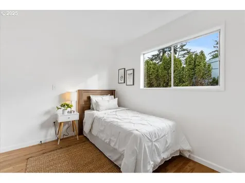 5308 SE Raymond Street Portland OR 97206