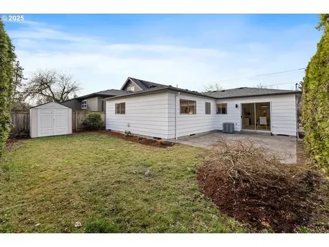 5308 SE Raymond Street Portland OR 97206