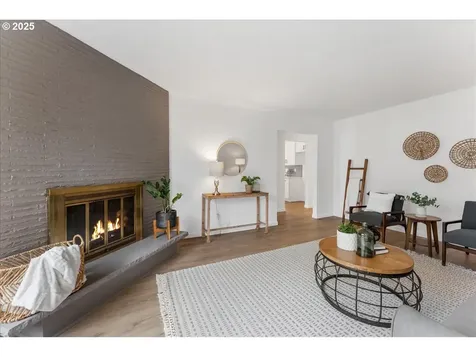 5308 SE Raymond Street Portland OR 97206