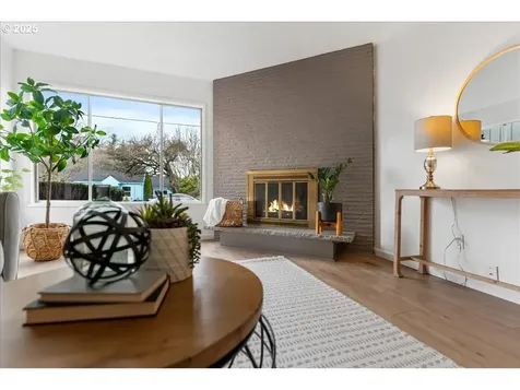 5308 SE Raymond Street Portland OR 97206