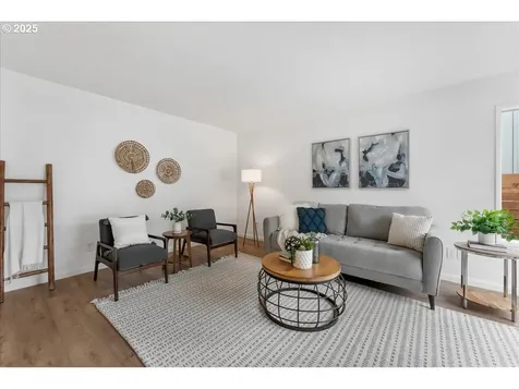 5308 SE Raymond Street Portland OR 97206