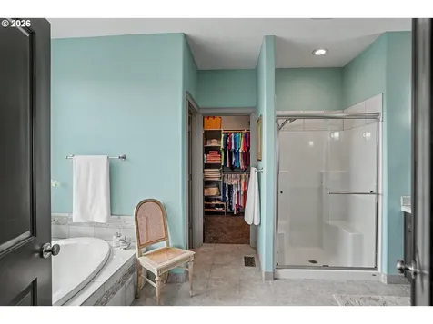 1644 Centennial Drive Silverton OR 97381