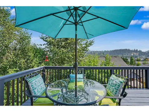 1644 Centennial Drive Silverton OR 97381