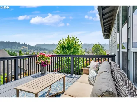 1644 Centennial Drive Silverton OR 97381