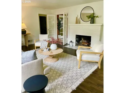 1979 Jefferson Street Eugene OR 97405