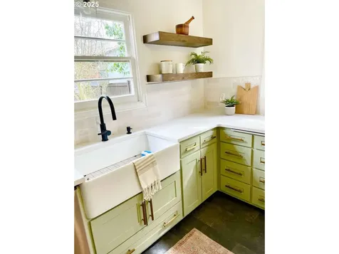 1979 Jefferson Street Eugene OR 97405