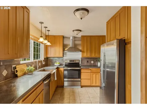 3008 Florida Street Longview WA 98632