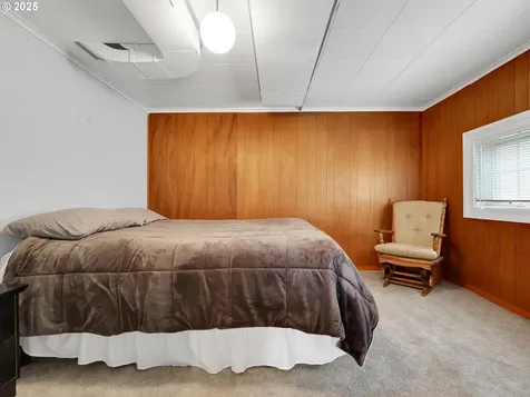 15 Auburn Avenue Astoria OR 97103
