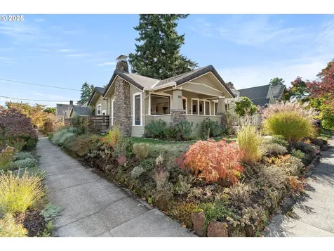 1842 NE 54th Avenue Portland OR 97213