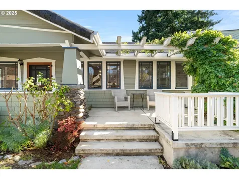 1842 NE 54th Avenue Portland OR 97213