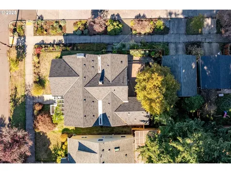 1842 NE 54th Avenue Portland OR 97213