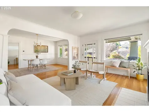 1842 NE 54th Avenue Portland OR 97213