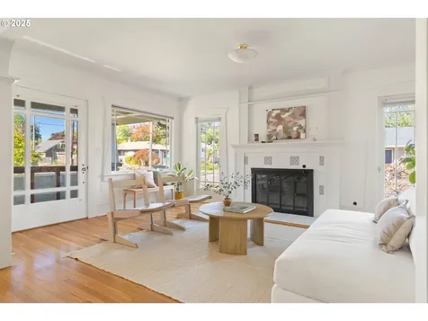 1842 NE 54th Avenue Portland OR 97213