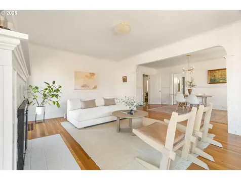 1842 NE 54th Avenue Portland OR 97213