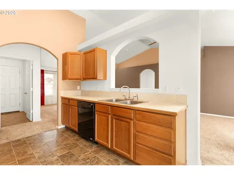 176 Othello Avenue Roseburg OR 97471