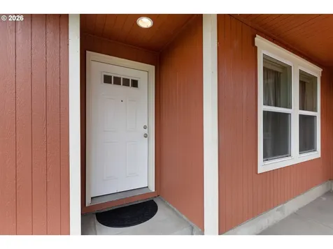 176 Othello Avenue Roseburg OR 97471