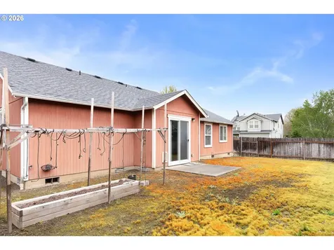 176 Othello Avenue Roseburg OR 97471
