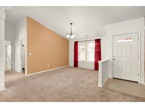 176 Othello Avenue Roseburg OR 97471