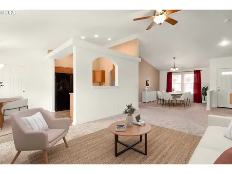 176 Othello Avenue Roseburg OR 97471