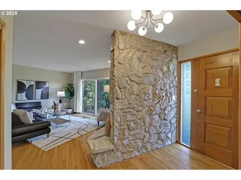 8300 NW Reed Drive Portland OR 97229