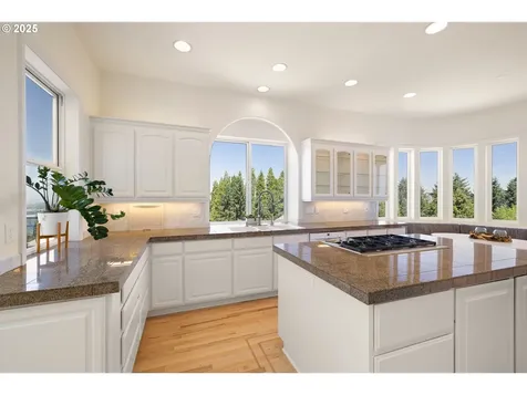 2647 W 29th Avenue Eugene OR 97405