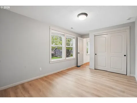 4515 SE Gladstone Street Portland OR 97206