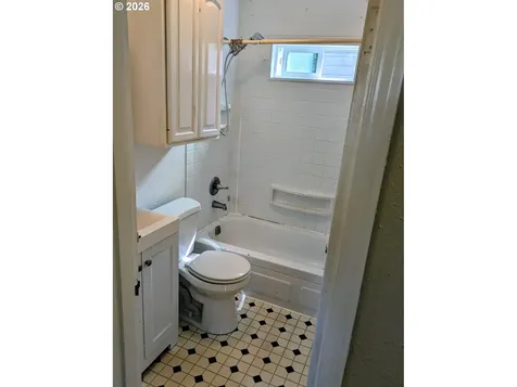 2715 Grant Street Vancouver WA 98660