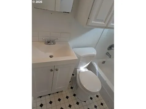 2715 Grant Street Vancouver WA 98660