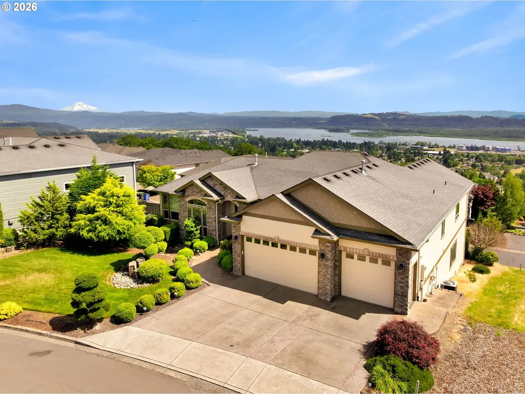 742 W Chestnut Street Washougal WA 98671