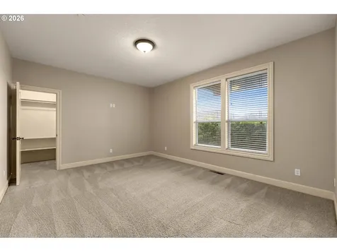 742 W Chestnut Street Washougal WA 98671