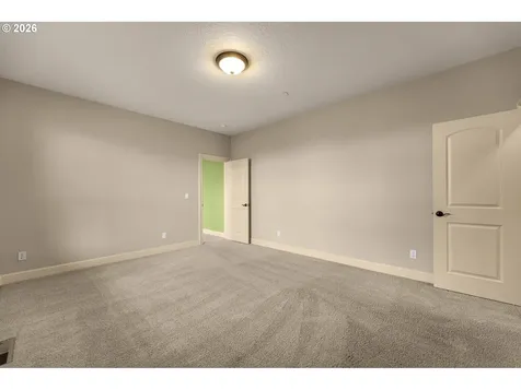 742 W Chestnut Street Washougal WA 98671